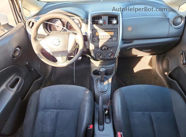 3N1CE2CP2GL351575 2016 NISSAN VERSA White Вид панелі приладів