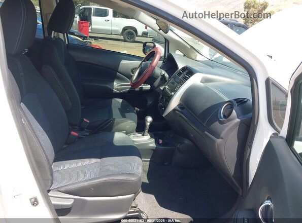 3N1CE2CP3HL375045 2017 NISSAN VERSA NOTE Белый Вид салона спереди