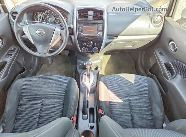 3N1CE2CP9HL359707 2017 NISSAN VERSA Silver Vista del salpicadero