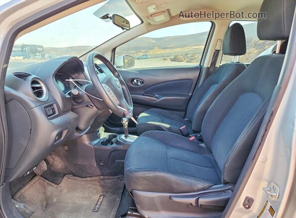 3N1CE2CP9HL359707 2017 NISSAN VERSA Silver Vista interior delantera