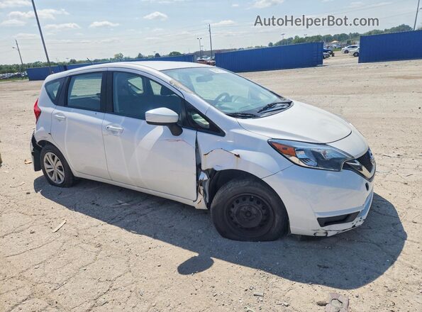 3N1CE2CP9JL352374 2018 NISSAN VERSA White Front right