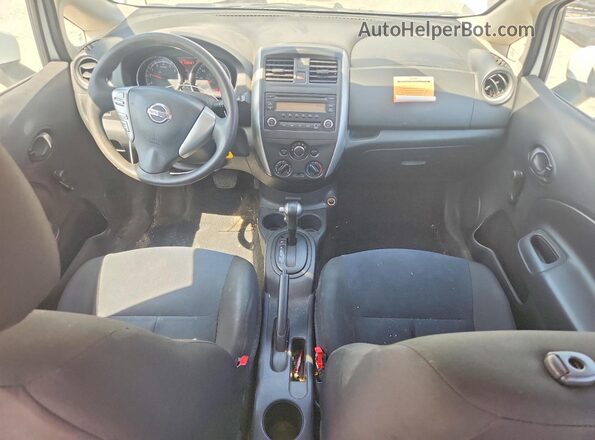 3N1CE2CP9JL352374 2018 NISSAN VERSA White Dashboard view