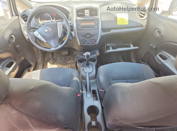 3N1CE2CP9JL366940 2018 NISSAN VERSA White Vista del salpicadero