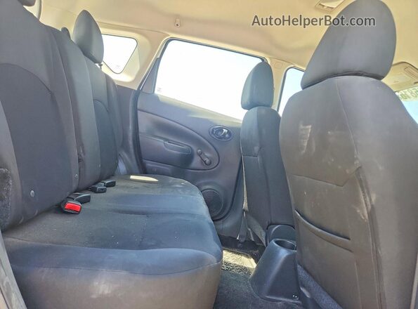 3N1CE2CP9JL366940 2018 NISSAN VERSA White Vista de los asientos traseros