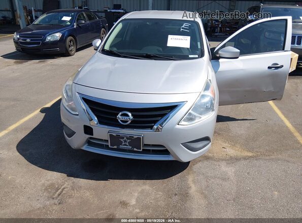 3N1CN7AP8GL827246 2016 NISSAN VERSA White Widok z przodu