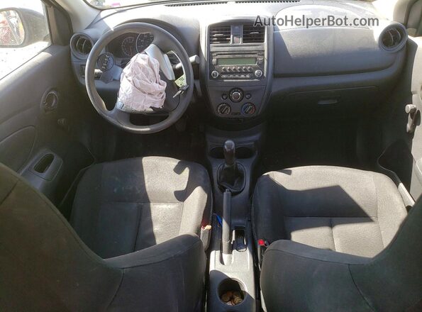 3N1CN7APXGL907907 2016 NISSAN VERSA Черный Вид панели приборов