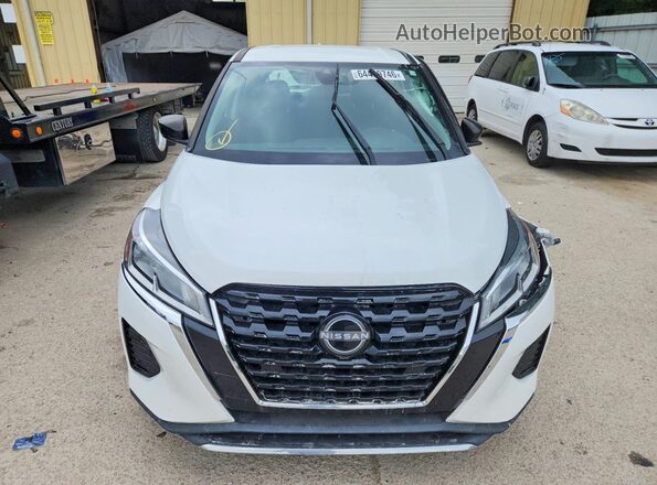 3N1CP5BV0RL512312 2024 NISSAN KICKS White Դիմացի տեսք