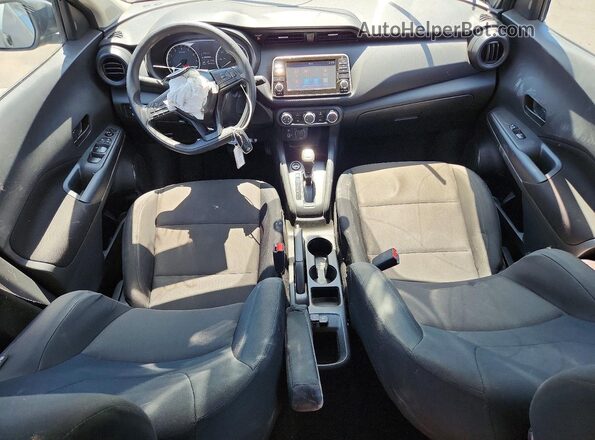3N1CP5BV1RL560434 2024 NISSAN KICKS Серый Вид панели приборов