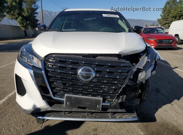 3N1CP5BV2ML520551 2021 NISSAN KICKS White Widok z przodu