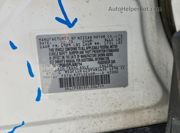 3N1CP5BV5PL506714 2023 NISSAN KICKS White VIN კოდის სტიკერის ხედი