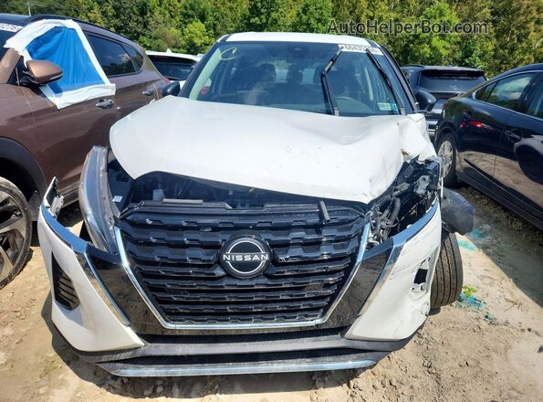 3N1CP5BV5RL470526 2024 NISSAN KICKS White Front view