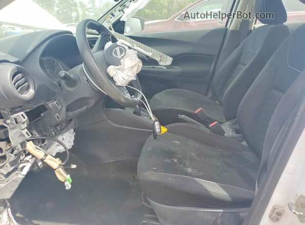 3N1CP5BV6NL488740 2022 NISSAN KICKS White წინა სალონის ხედი
