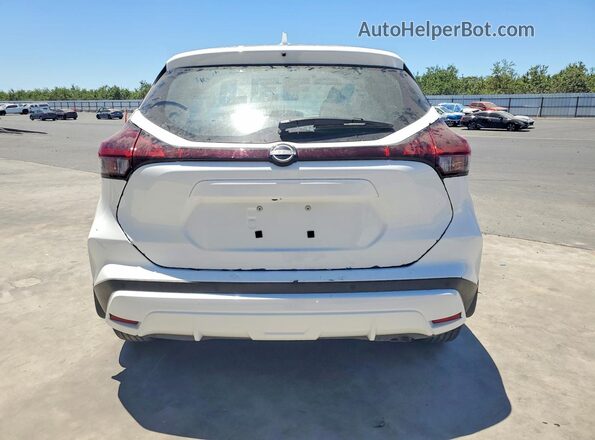 3N1CP5BVXRL594064 2024 NISSAN KICKS White Rear view