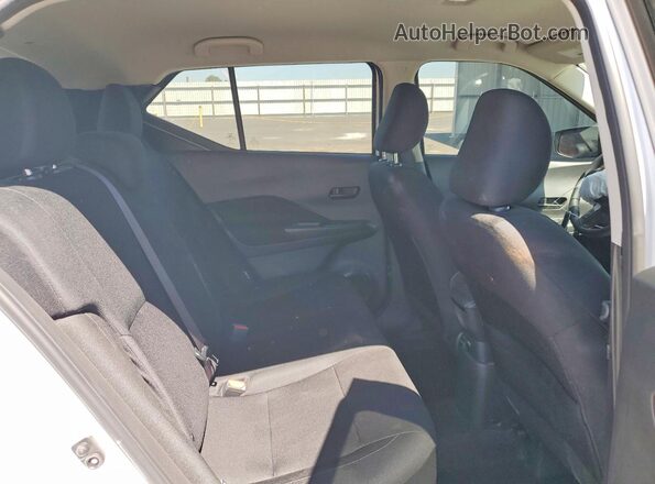 3N1CP5BVXRL594064 2024 NISSAN KICKS White Rear seats view