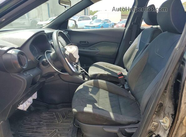 3N1CP5CU3JL500357 2018 NISSAN KICKS Black Front interior view