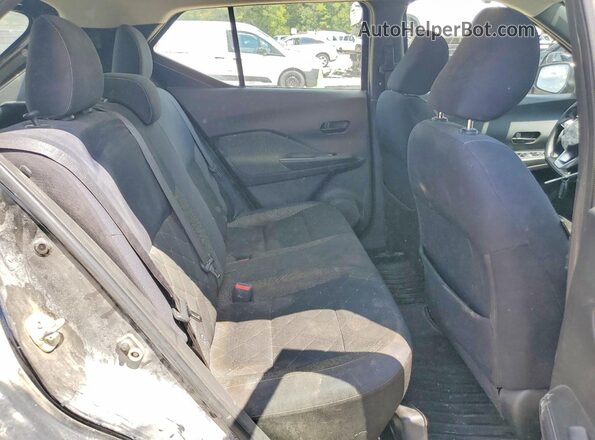 3N1CP5CU3JL500357 2018 NISSAN KICKS Black Rear seats view