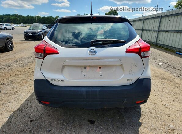 3N1CP5CU3JL527171 2018 NISSAN KICKS White Rear view