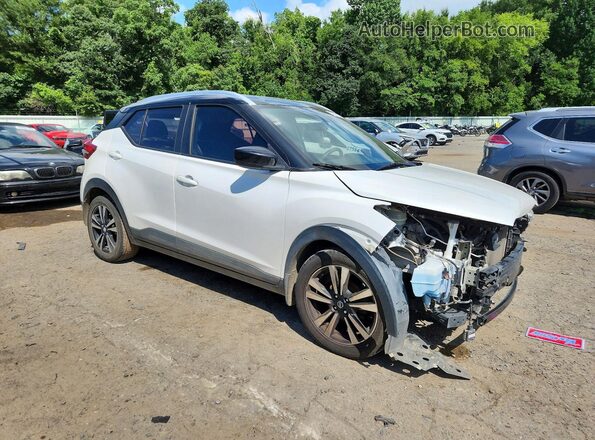 3N1CP5CU3JL527171 2018 NISSAN KICKS White Front right