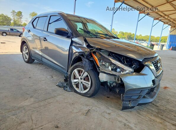 3N1CP5CU3JL546321 2018 NISSAN KICKS Серый Передняя правая четверть