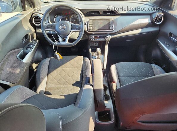 3N1CP5CU3KL482539 2019 NISSAN KICKS Gray Dashboard view