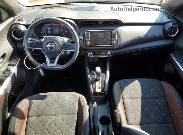3N1CP5CU5KL524872 2019 NISSAN KICKS Оранжевый Вид панели приборов