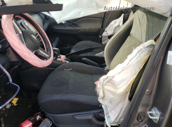 3N1CP5CU7JL529540 2018 NISSAN KICKS Gray Widok wnętrza z przodu