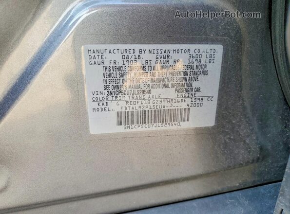 3N1CP5CU7JL529540 2018 NISSAN KICKS Gray Widok naklejki z numerem VIN