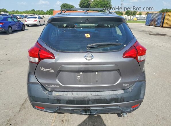3N1CP5CU8KL515423 2019 NISSAN KICKS Gray Rear view