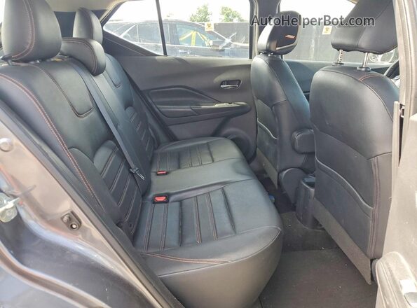 3N1CP5CU8KL515423 2019 NISSAN KICKS Gray Rear interior view