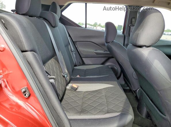 3N1CP5CV2LL531370 2020 NISSAN KICKS Red Rear interior view