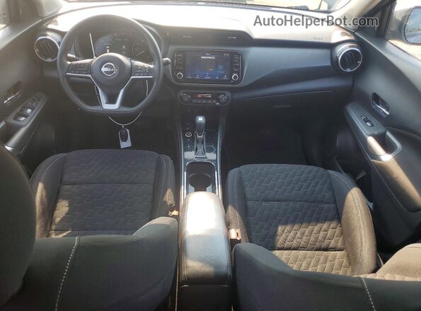 3N1CP5CV3NL497037 2022 NISSAN KICKS Gray Widok deski rozdzielczej
