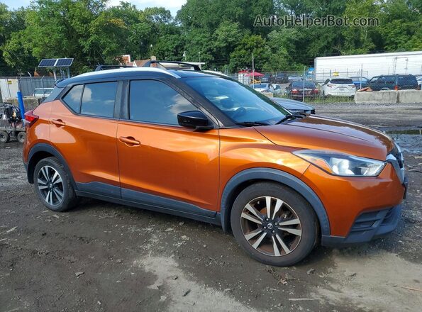 3N1CP5CV5LL479099 2020 NISSAN KICKS Orange Front right