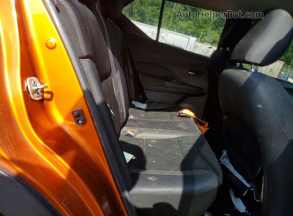 3N1CP5CV5LL479099 2020 NISSAN KICKS Orange Rear seats view