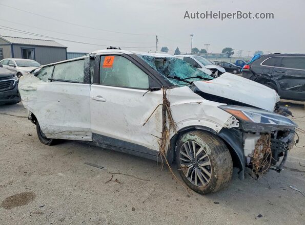 3N1CP5CV5NL490512 2022 NISSAN KICKS Белый Передняя правая четверть