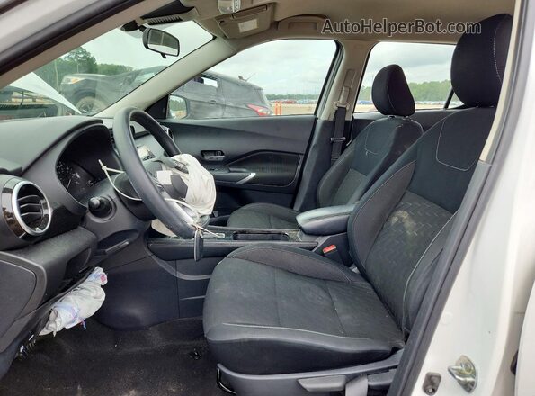 3N1CP5CV5RL529024 2024 NISSAN KICKS White Widok wnętrza z przodu