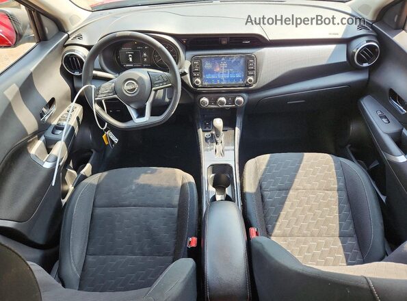 3N1CP5CVXRL558180 2024 NISSAN KICKS Red Widok deski rozdzielczej