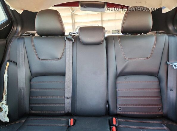 3N1CP5DV2LL562813 2020 NISSAN KICKS Red Widok tylnych siedzeń