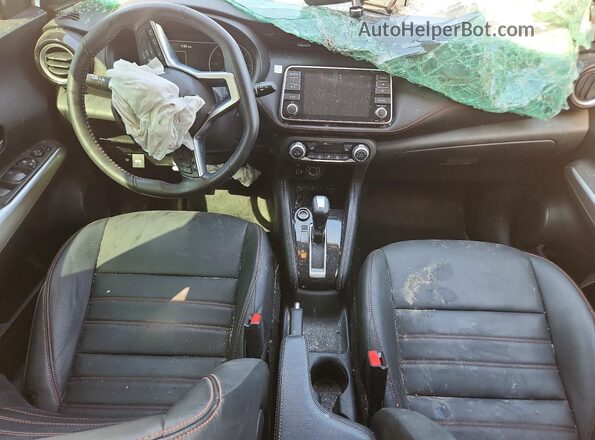 3N1CP5DV2LL562813 2020 NISSAN KICKS Red Widok deski rozdzielczej