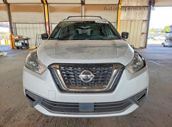 3N1CP5DV5LL570761 2020 NISSAN KICKS Silver Widok z przodu