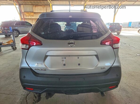 3N1CP5DV5LL570761 2020 NISSAN KICKS Silver Widok z tyłu