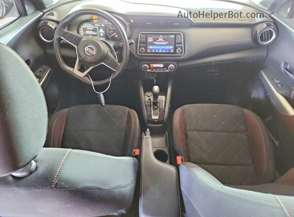 3N1CP5DV5LL570761 2020 NISSAN KICKS Silver Widok deski rozdzielczej
