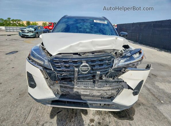 3N1CP5DV5ML525045 2021 NISSAN KICKS Белый Вид спереди