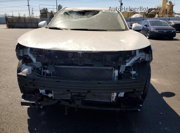 3N8AP6CA3SL380422 2025 NISSAN KICKS White Դիմացի տեսք