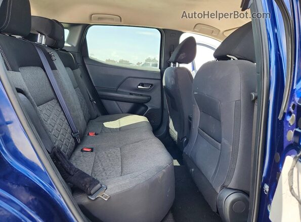 3N8AP6CA5SL313501 2025 NISSAN KICKS Blue Widok wnętrza z tyłu