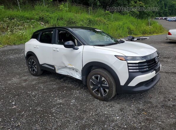 3N8AP6CB1SL372022 2025 NISSAN KICKS White Delantero derecho