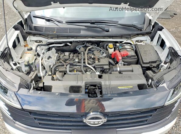 3N8AP6CB1SL372022 2025 NISSAN KICKS White Vista del compartimento del motor