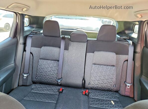 3N8AP6CB2SL319149 2025 NISSAN KICKS Белый Вид задних сидений