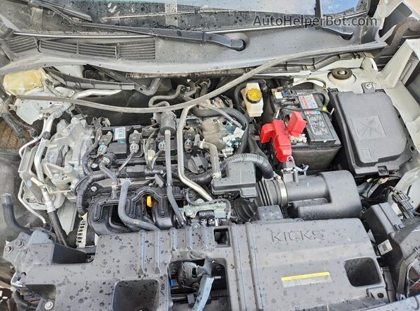 3N8AP6CB5TL374115 2026 NISSAN KICKS White Widok komory silnika