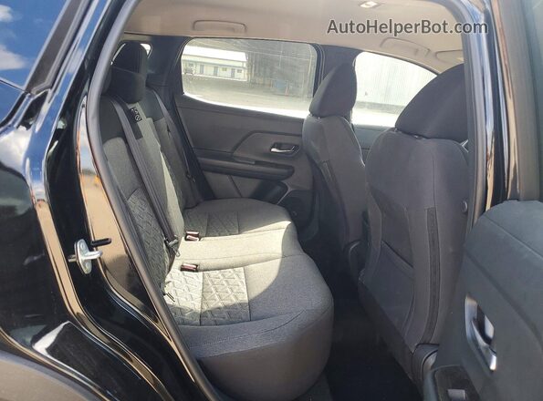 3N8AP6CB6SL404107 2025 NISSAN KICKS Black Vista interior trasera