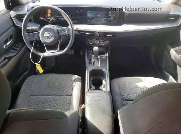 3N8AP6CB6SL404107 2025 NISSAN KICKS Black Vista del salpicadero